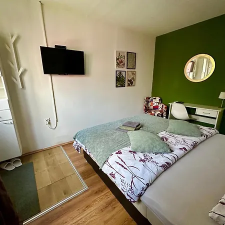 Apartment S&n *